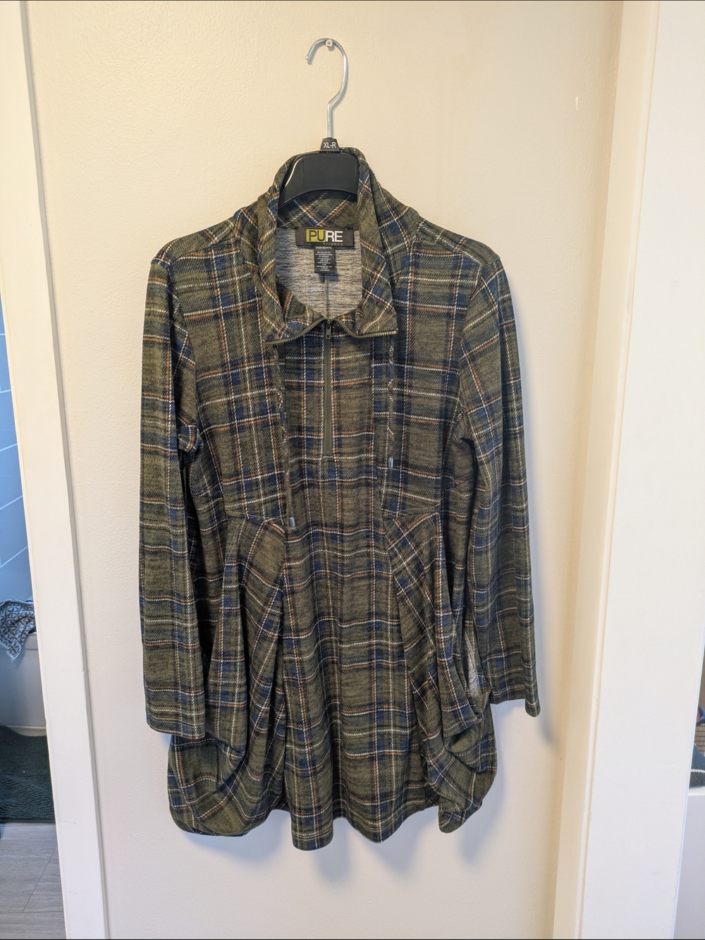 Pure Plaid Tunic Jacket in Olive and Navy